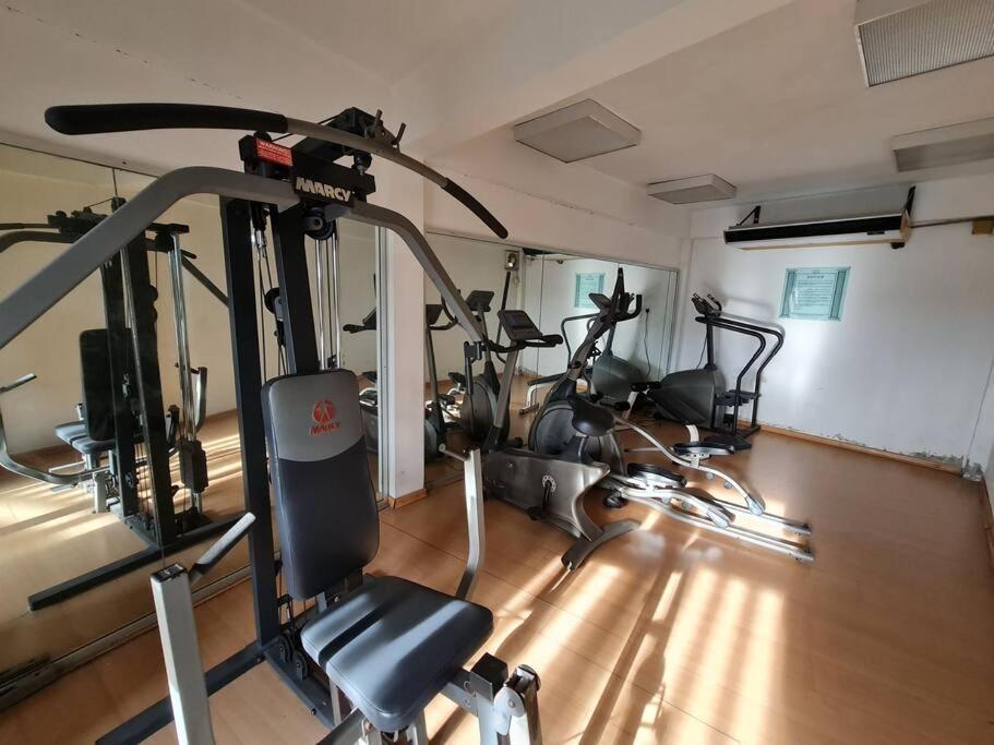 Lovely Waterfront Riverbank Suite With Pool クチン エクステリア 写真